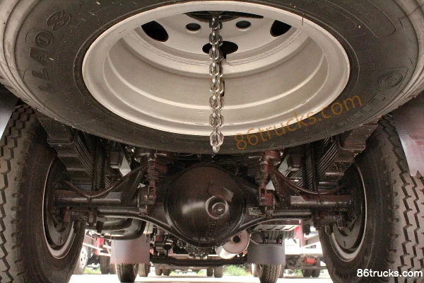 FAW Jiefang J6F 150hp 4X2(6 wheels) 4.21m single-row stake-grate light truck Chassis (1) | 86Trucks