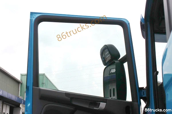 Scania P Series Heavy Truck 400 hp 6X4(10 wheels) Tractor Truck (Hazardous Material Transport) (Model P400) Cab (2) | 86Trucks