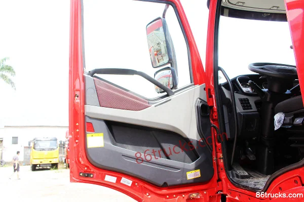 FAW Jiefang New J6P Heavy Truck Comfort Edition 350hp 4X2(6 wheels) Tractor Truck Cab (1) | 86Trucks
