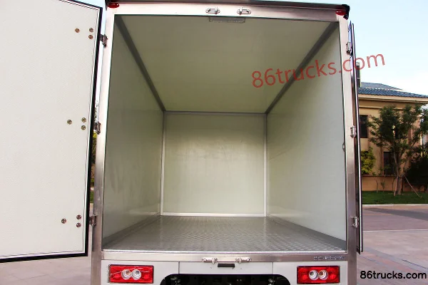 Foton Auman CTS 170hp 4X2(6 wheels) 4.8m One-and-a-half Row Van Cargo Truck (China VI) Body (3) | 86Trucks