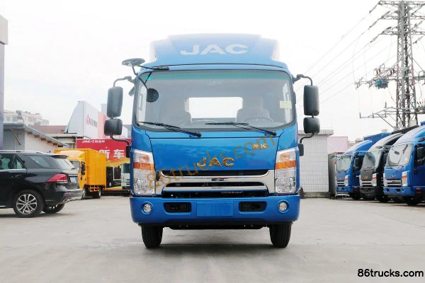 JAC Shuailing H330, édition hommage, 130 ch 4X2(6 roues) châssis de camion léger à fourgon monoplace de 4,12 m Extérieur (2) | 86Trucks