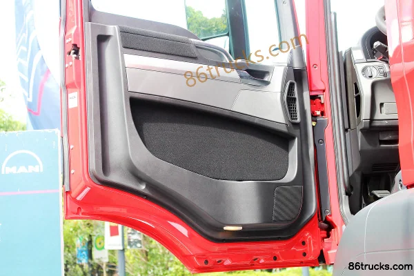 MAN TGS BBS Series Heavy Truck 540 hp 6X6(10 wheels) Tractor Truck (Model: 33.540) Cab (3) | 86Trucks