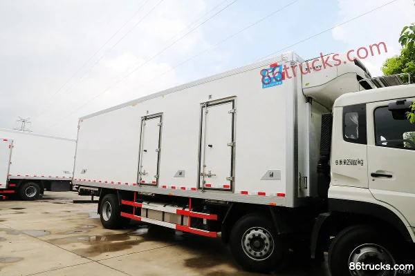 Dongfeng Commercial Vehicle Tianlong 245 hp 6X2(8 wheels) 9.4m Refrigerated Truck Body (3) | 86Trucks