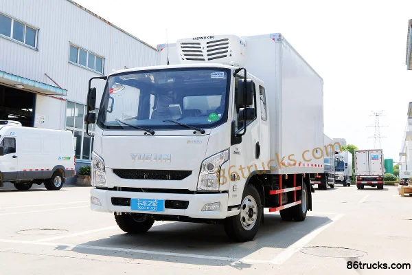 Yuejin Chaoyue C300 125hp 4X2(6 wheels) Refrigerated Truck Exterior (3) | 86Trucks