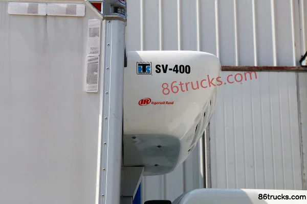 Yuejin Chaoyue C300 125hp 4X2(6 wheels) Refrigerated Truck Body (1) | 86Trucks