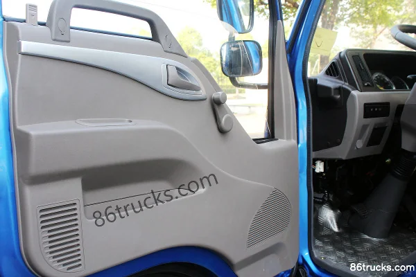 JAC Kangling 33 Wide Body 143 hp 4X2(6 wheels) 4.18m Single Row Flatbed Light Truck Cab (1) | 86Trucks