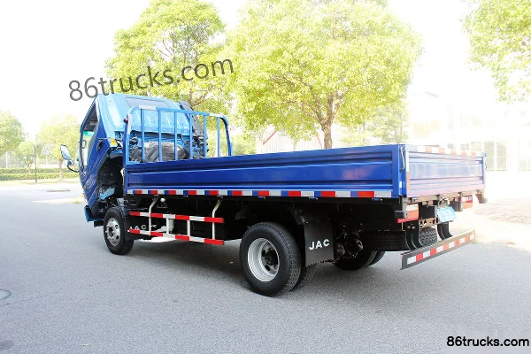 JAC Kangling 33 Wide Body 143 hp 4X2(6 wheels) 4.18m Single Row Flatbed Light Truck (2) | 86Trucks