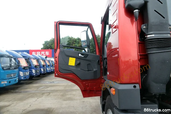 FAW Jiefang Qingdao Long V camion moyen 180 ch 4X2(6 roues) châssis de camion porteur empattement 5250 Cabine (1) | 86Trucks