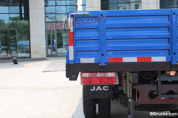JAC Junling V7 156 hp 4X2(6 wheels) 4.845 m Single Row Flatbed Light Truck Body (3) | 86Trucks