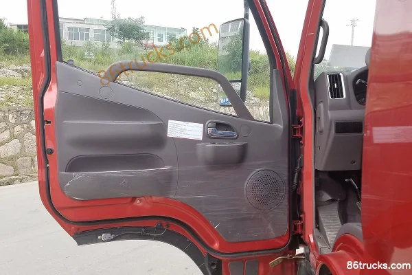 Foton Xiaoyun Q3 154hp 4X2(6 wheels) 3360 wheelbase light truck chassis Cab (2) | 86Trucks