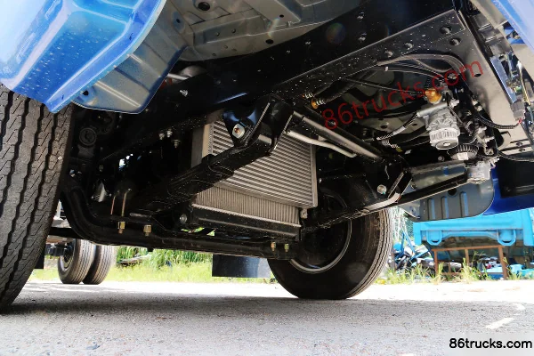 JAC Kangling K5 116 hp 4X2(6 wheels) 3308 mm wheelbase light truck chassis (1) | 86Trucks