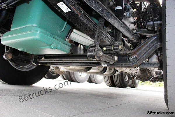FAW Jiefang J6P tracteur routier 500 ch 6X4(10 roues) version confort Châssis (2) | 86Trucks