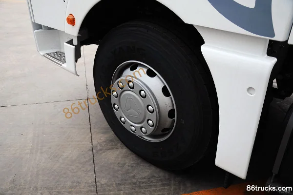 Sinotruk Sitrak SITRAK C7H poids lourd 400 ch 6X2(8 roues) Tracteur routier (ZZ4256V25CHD1B/V7GB-T) Châssis (3) | 86Trucks