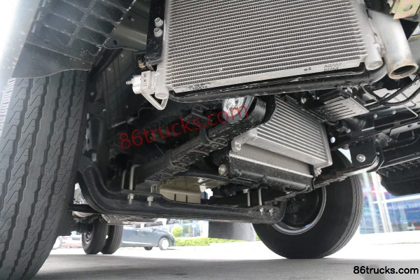 JAC Shuailing K340 120 hp 4X2(6 wheels) 3.2m Double Row Van Light Truck Chassis (1) | 86Trucks