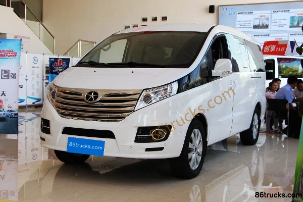 JAC Refine M5 Official Edition 177hp 7-seater 2.0T Multi-purpose Passenger Vehicle Exterior (3) | 86Trucks