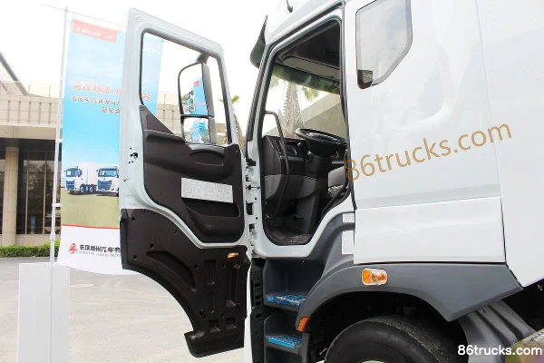 Dongfeng Liuqi Chenglong H7 poids lourd 450 ch 6X2R tracteur routier express (essieu relevable) Cabine (1) | 86Trucks