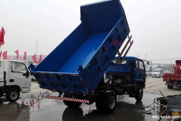 Yuejin Kaituo H300 130hp 4X2(6 wheels) 3.8m Dump Truck Exterior (2) | 86Trucks