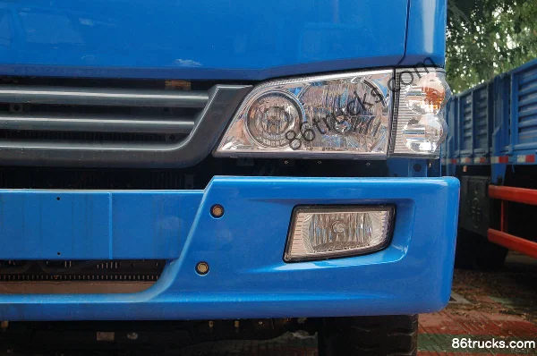 FAW Jiefang Qingdao Sailong II camion porteur 130 ch 4X2(6 roues) 6,2 m cabine approfondie grille Extérieur (3) | 86Trucks