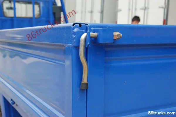 BAIC Qiling 95hp 4X2(6 wheels) 4.25m single-row flatbed light truck Body (3) | 86Trucks
