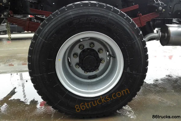 Yuejin Kaituo H300 130hp 4X2(6 wheels) 3.8m Dump Truck Cab (1) | 86Trucks