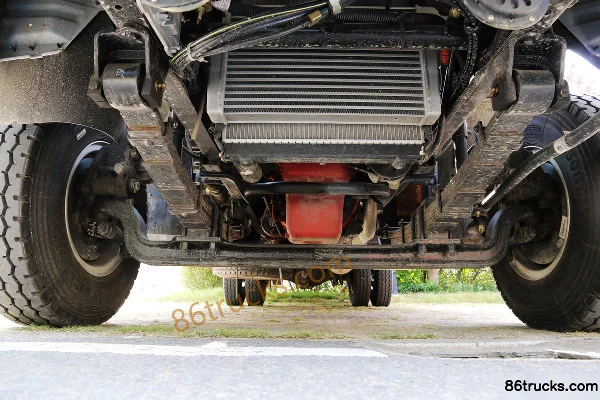 FAW Jiefang Hu VH 144 hp 4X2(6 wheels) Wrecker Truck (Chengliwei Brand) Chassis (2) | 86Trucks