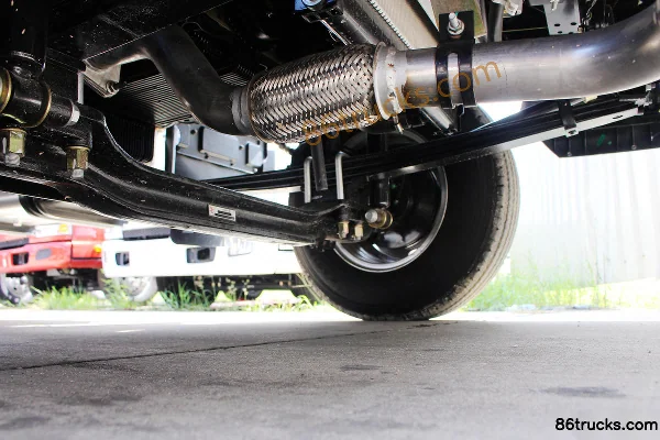 Foton Aoling CTX 141 hp 4X2(6 wheels) Explosive Material Transport Truck Chassis (1) | 86Trucks