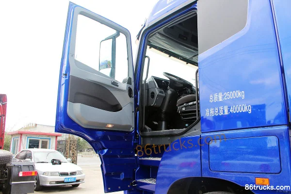 Foton Auman GTL 6 Series Heavy Truck Super Power 490 hp 6X4(10 wheels) Tractor Truck (16-speed) Cab (1) | 86Trucks