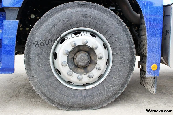 Foton Auman GTL 6 Series Heavy Truck Super Power 490 hp 6X4(10 wheels) Tractor Truck (16-speed) Chassis (3) | 86Trucks