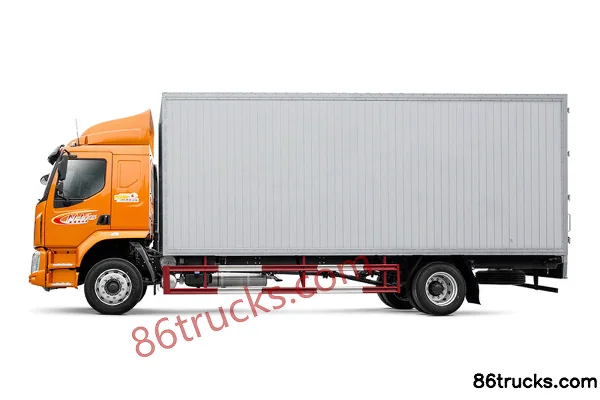 Dongfeng Liuqi New Chenglong M3 Medium Truck 210 hp 4X2(6 wheels) 6.75m Cargo Truck Exterior (3) | 86Trucks