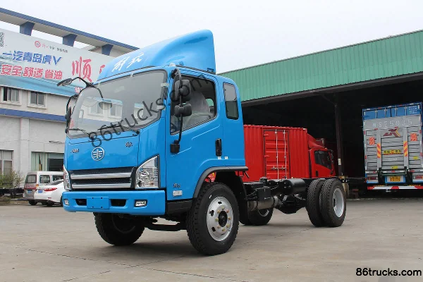 FAW Jiefang Lin V 140 hp 4X2(6 wheels) 4200 mm Wheelbase Light Truck Chassis Exterior (2) | 86Trucks