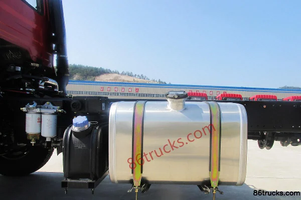 CHUANJIAO medium truck 160 hp 4X2(6 wheels) 5200 wheelbase cargo truck chassis (2) | 86Trucks