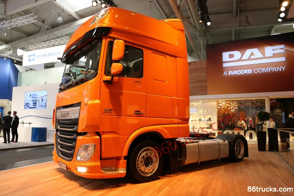 DAF XF Heavy Truck 462hp 4X2(6 wheels) Tractor Truck Exterior (3) | 86Trucks