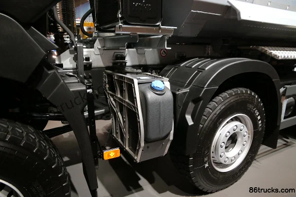 Renault Kerax Heavy Truck 480hp 8X4(12 wheels) Dump Truck Chassis (2) | 86Trucks
