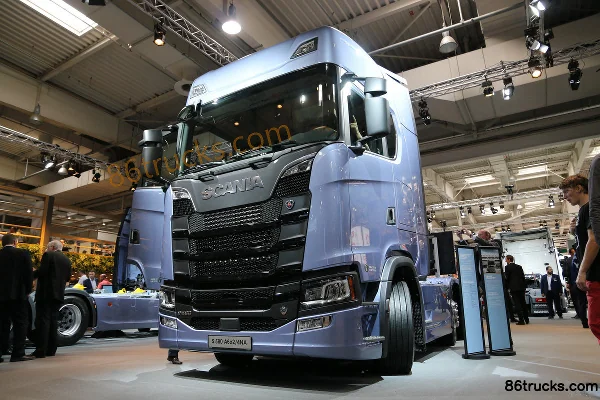 Scania série S tracteur routier 580 ch 6X4(10 roues) 6X4R (modèle S580 A6X2/4NA) Extérieur (2) | 86Trucks