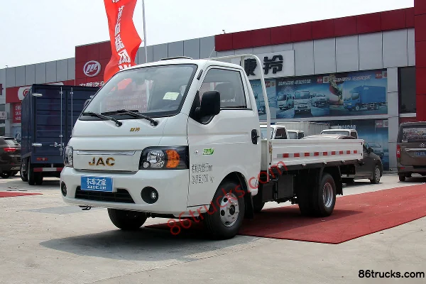 JAC Kangling X5 Comfort Gasoline 1.3L 87hp 4X2(6 wheels) 3.1m Mini Truck Exterior (3) | 86Trucks