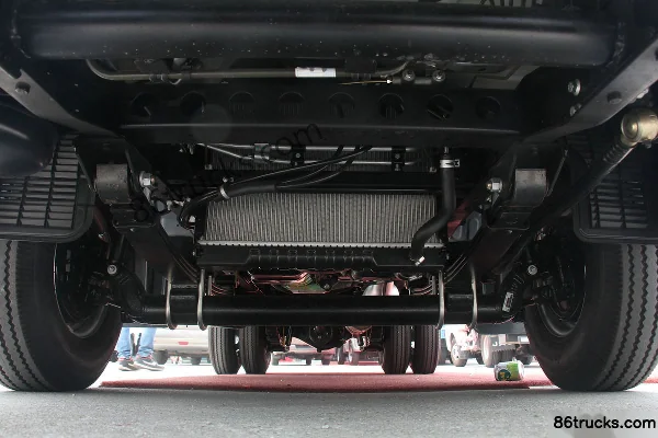 JAC Kangling X5 Comfort Gasoline 1.3L 87hp 4X2(6 wheels) 3.1m Mini Truck Chassis (1) | 86Trucks