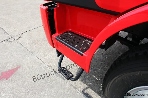 FAW Liute Jinlu Medium Truck 180 hp 4X2(6 wheels) 6.8m Livestock Cargo Truck Cab (3) | 86Trucks