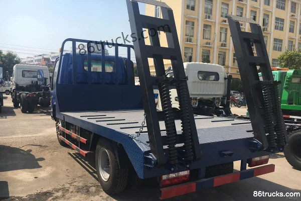 JAC 129 hp 4X2(6 wheels) Tow Truck (Hongyu Brand) Exterior (2) | 86Trucks