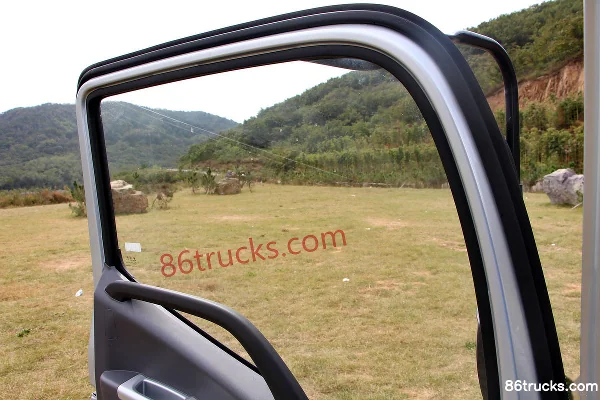 Foton Ollin CTS 143 ch 4X2(6 roues) camion léger fourgon 4,14 m cabine simple (2) | 86Trucks