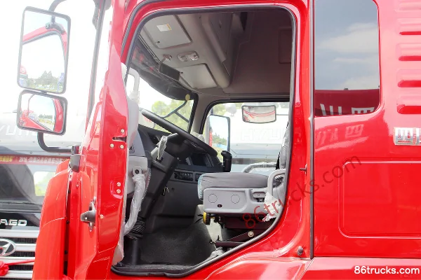 Hyundai Sichuan Zhidao 800W poids lourd 310 ch 4X2(6 roues) tracteur routier Cabine (3) | 86Trucks