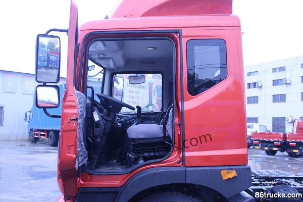 Dongfeng Duolika D9 180hp 4X2(6 wheels) 7.68m Van Cargo Truck Chassis Cab (1) | 86Trucks