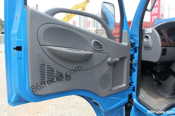 Dongfeng Lituo 4102 Value Edition 129hp 4X2(6 wheels) 3.7m Dump Truck (with Sub-frame) Cab (1) | 86Trucks