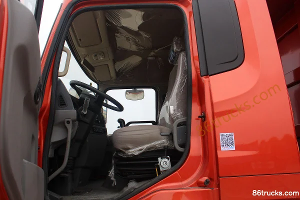 CHUANJIAO 270 hp 8X4(12 wheels) 6.8m dump truck Cab (3) | 86Trucks