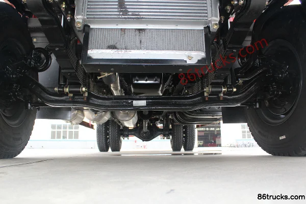 CHUANJIAO medium truck 160hp 4X2(6 wheels) 6.8m stake truck (axle ratio 4.875) Chassis (2) | 86Trucks
