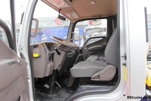 Foton Aumark S3 Series Value Mountain Edition 143 hp 4X2(6 wheels) 4.14m Single Row Van Light Truck (China V) Cab (2) | 86Trucks