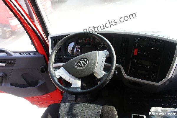 FAW Jiefang Qingdao Long V Medium Truck 164 hp 4X2(6 wheels) 7.2m Van Cargo Truck Cab (3) | 86Trucks