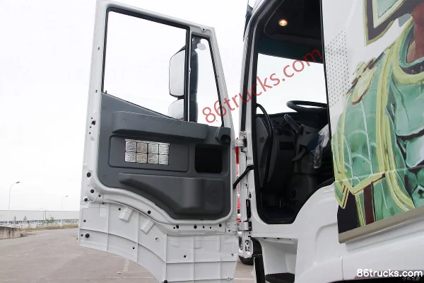 SAIC Hongyan Genlyon C500 Heavy Truck 450hp 6X4(10 wheels) Tractor Truck Cab (2) | 86Trucks