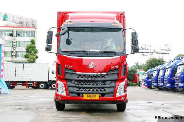 Dongfeng Liuqi New Chenglong M3 Medium Truck 200 hp 4X2(6 wheels) 7.7m Van Cargo Truck Exterior (2) | 86Trucks