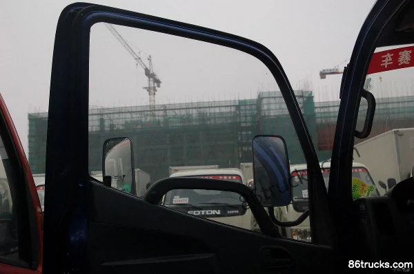 Foton Aoling Jieyun camion moyen 130 ch 4X2(6 roues) 6,2 m camion porteur Cabine (2) | 86Trucks