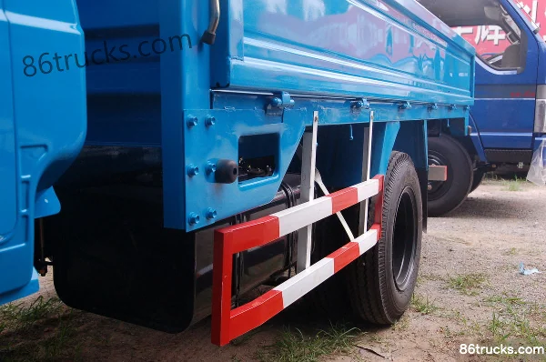 Beijing 1041 102hp 4X2(6 wheels) 3.3m Double Row Flatbed Light Truck (Gasoline) Body (2) | 86Trucks